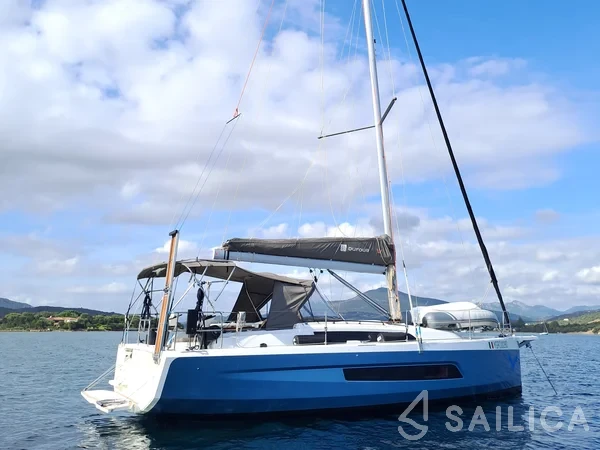 Dufour 37 - Yacht Charter Sailica