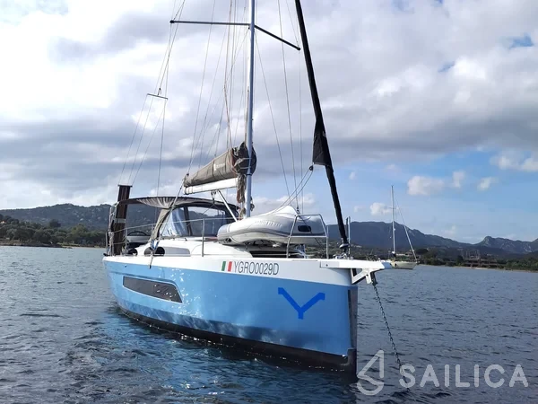 Dufour 37 - Yacht Charter Sailica