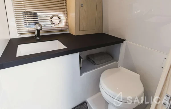 Finnmaster T9 ST - Yacht Charter Sailica