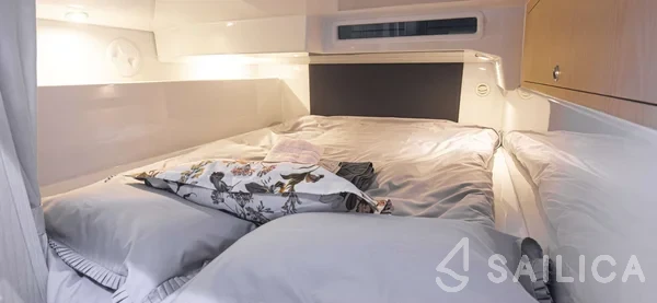 Finnmaster T9 ST - Yacht Charter Sailica