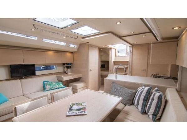 Solaris 47 - Yacht Charter Sailica