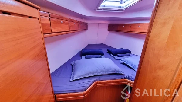 Bavaria 37 Cruiser - Yacht Charter Sailica