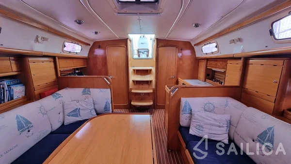 Bavaria 37 Cruiser - Yacht Charter Sailica