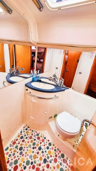 Bavaria 37 Cruiser - Yacht Charter Sailica