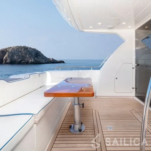 Uniesse 55 - Yacht Charter Sailica