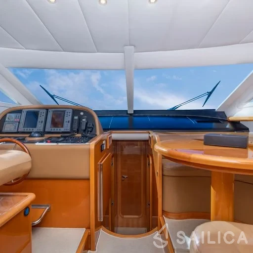 Uniesse 55 - Yacht Charter Sailica