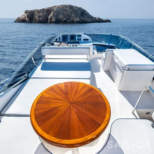 Uniesse 55 - Yacht Charter Sailica