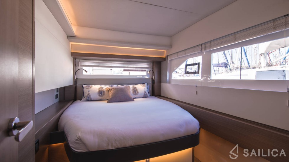 Leopard 53 PC - Yacht Charter Sailica