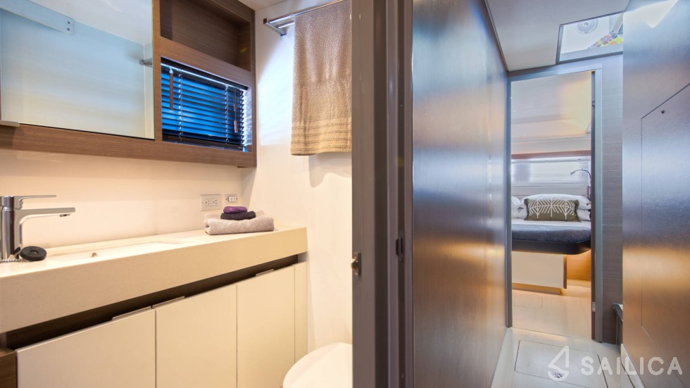 Leopard 53 PC - Yacht Charter Sailica