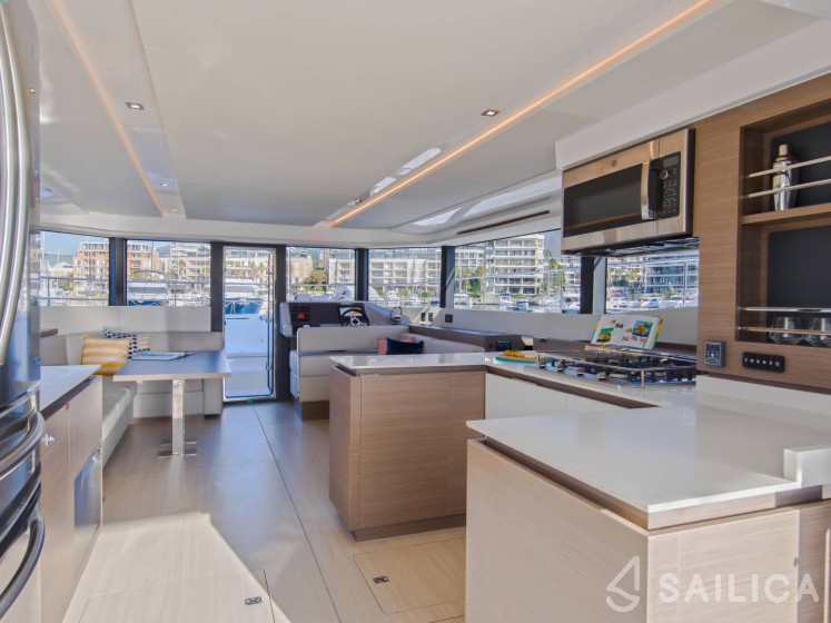 Leopard 53 PC - Yacht Charter Sailica