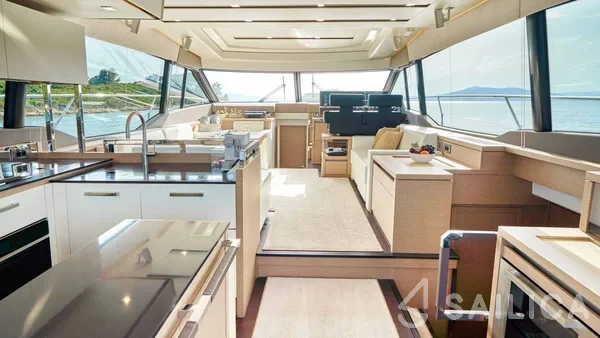 Prestige 630S - Yacht Charter Sailica