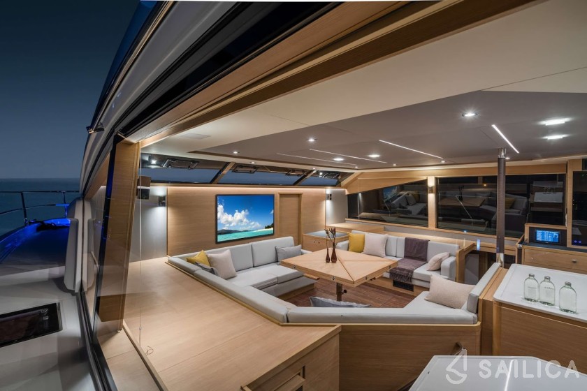 Aquila 54 - Yacht Charter Sailica