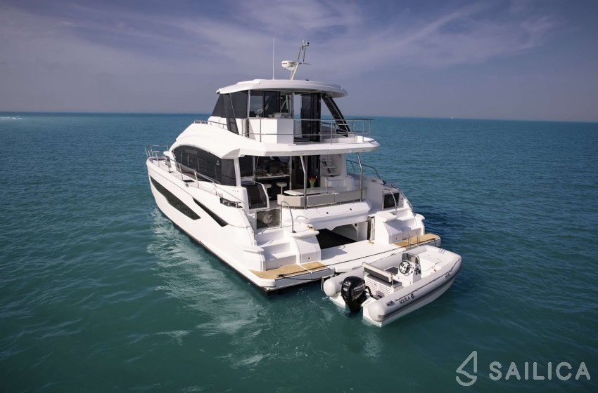 Aquila 54 - Yacht Charter Sailica