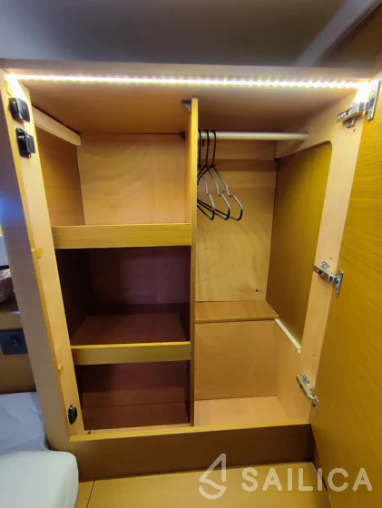First 44 - Yacht Charter Sailica