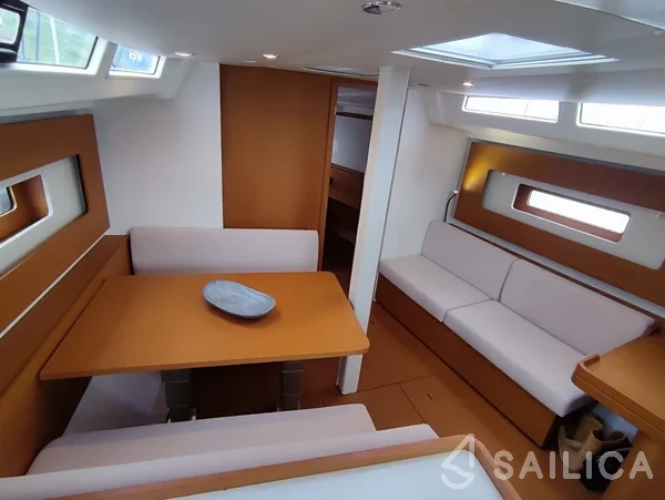 First 44 - Yacht Charter Sailica