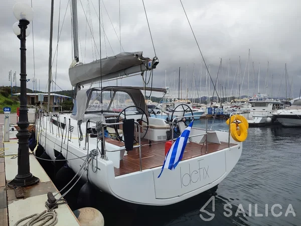 First 44 - Yacht Charter Sailica