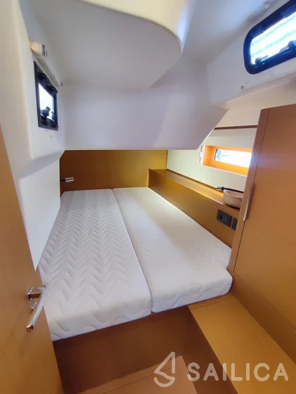 First 44 - Yacht Charter Sailica