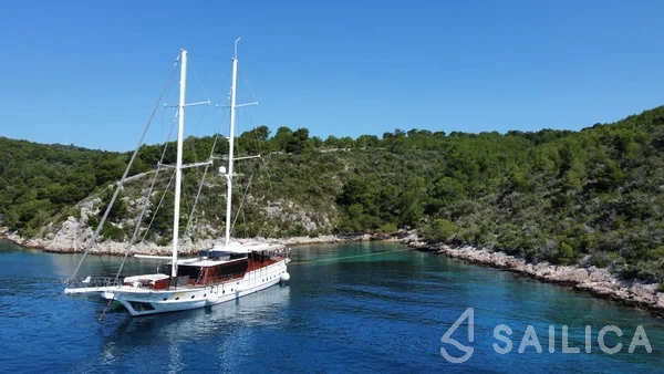 Gulet - Yacht Charter Sailica