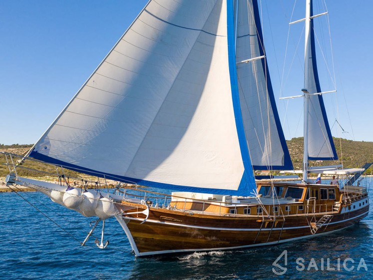 Gulet - Yacht Charter Sailica