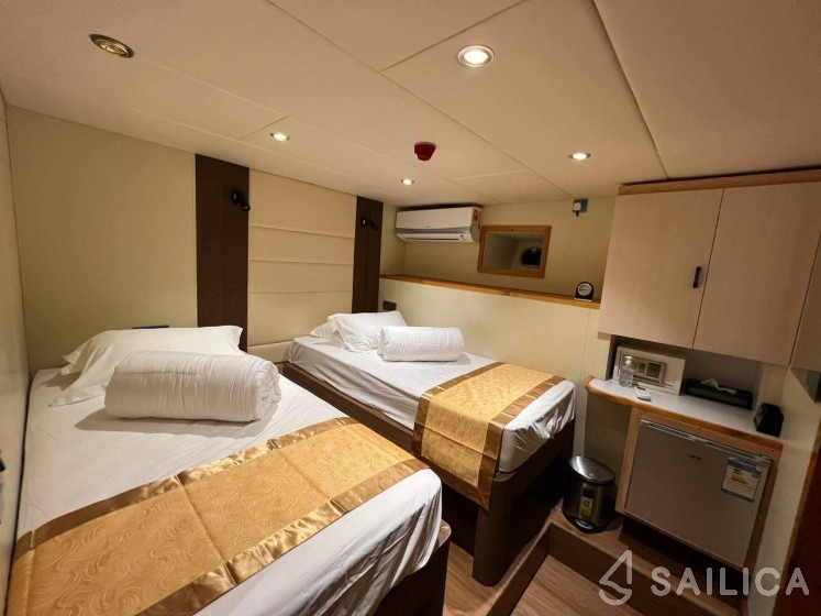 Motoryacht - Yacht Charter Sailica