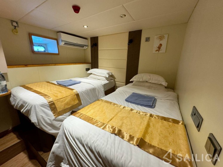 Motoryacht - Yacht Charter Sailica