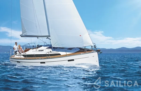 Bavaria Cruiser 37 Style - Yacht Charter Sailica