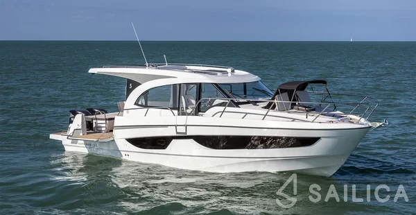 Antares 11 OB - Yacht Charter Sailica