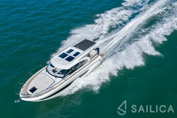 Antares 11 OB - Yacht Charter Sailica