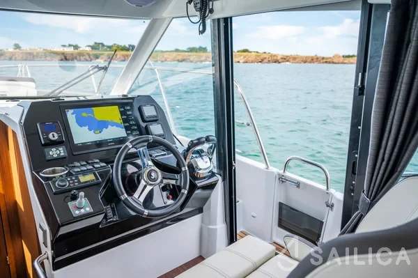Antares 11 OB - Yacht Charter Sailica
