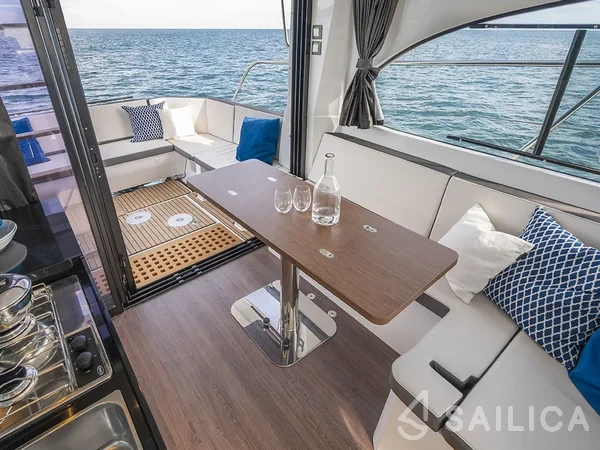 Antares 11 OB - Yacht Charter Sailica