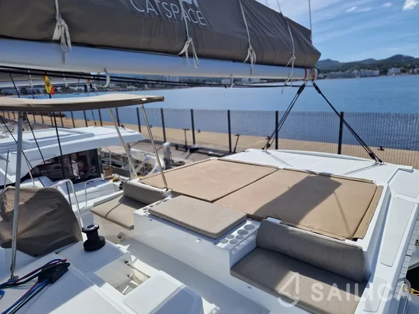 Bali Catspace - Yacht Charter Sailica