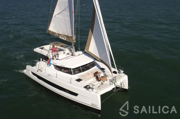 Bali Catspace - Yacht Charter Sailica