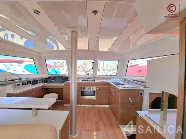 Bali Catspace - Yacht Charter Sailica