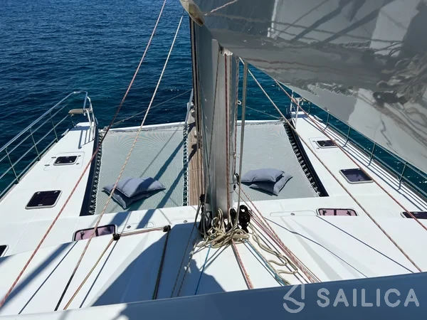 Sunreef 62 - Yacht Charter Sailica
