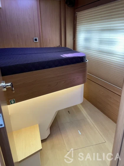 Bali 4.8  - Yacht Charter Sailica