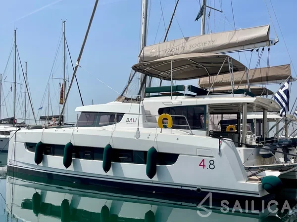 Bali 4.8  - Yacht Charter Sailica