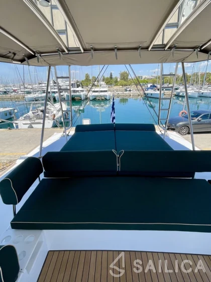 Bali 4.8  - Yacht Charter Sailica