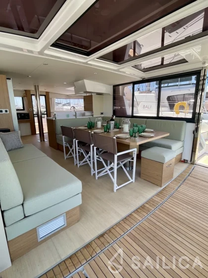 Bali 4.8  - Yacht Charter Sailica