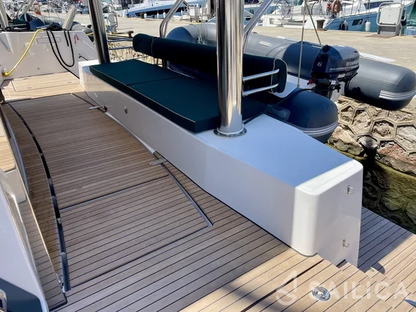 Bali 4.8  - Yacht Charter Sailica