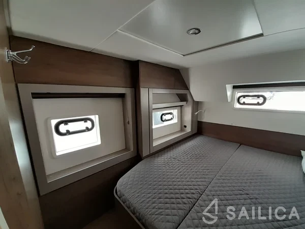 Bali 4.6 - Yacht Charter Sailica