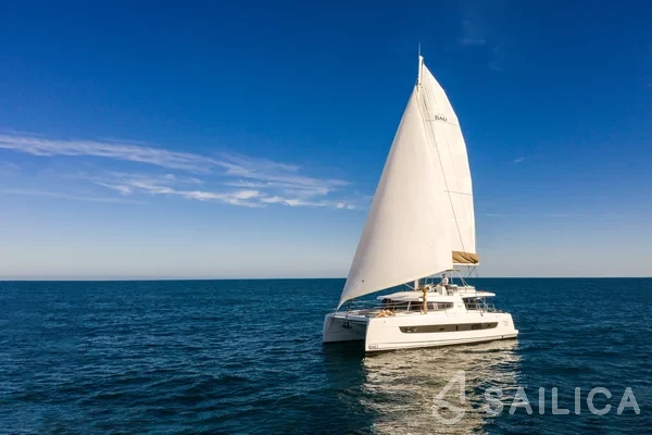 Bali 4.6 - Yacht Charter Sailica