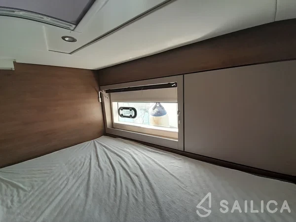 Bali 4.6 - Yacht Charter Sailica