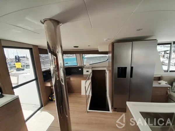 Bali 4.6 - Yacht Charter Sailica