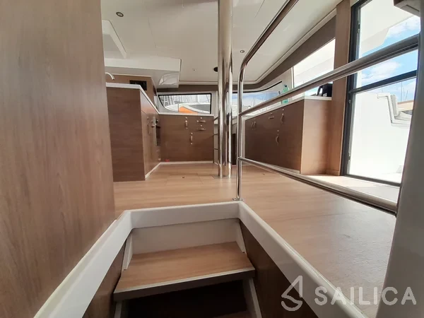 Bali 4.6 - Yacht Charter Sailica