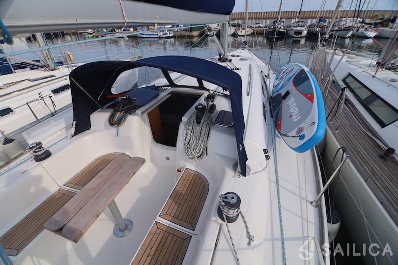 Dufour 44 Performance - Yacht Charter Sailica