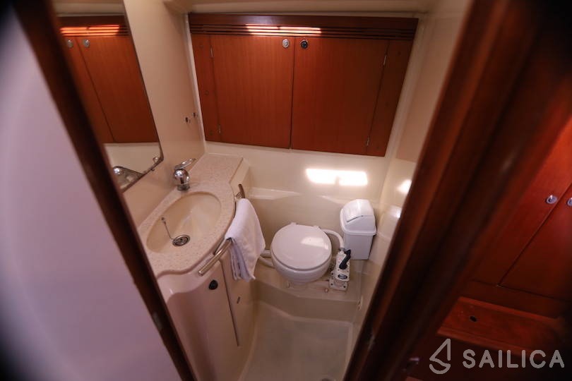 Dufour 44 Performance - Yacht Charter Sailica