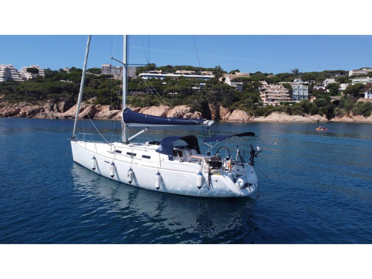 Dufour 44 Performance - Yacht Charter Sailica