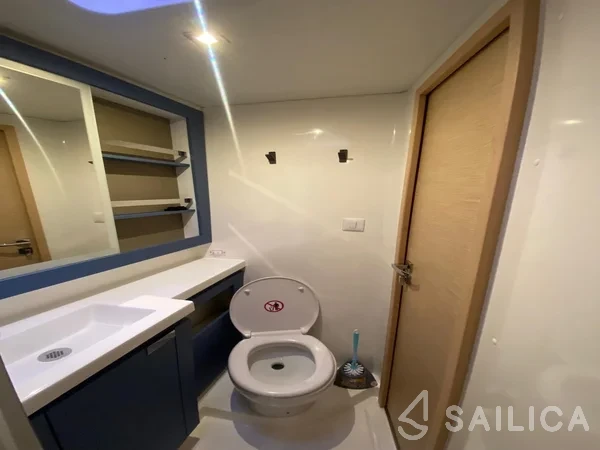 Elba 45 - Yacht Charter Sailica