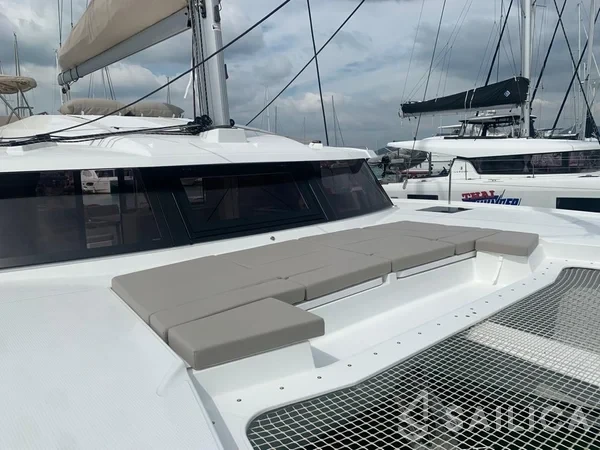 Elba 45 - Yacht Charter Sailica