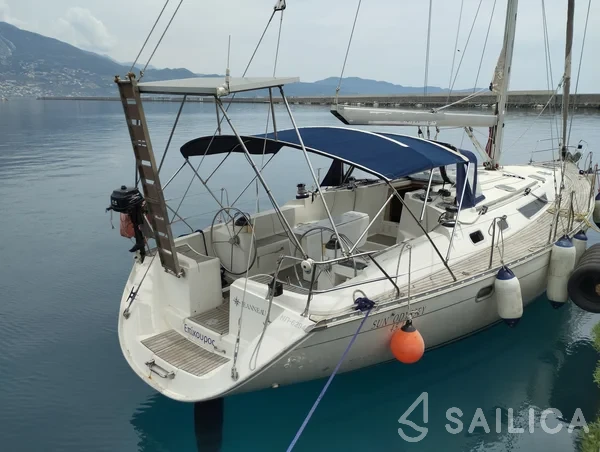 Sun Odyssey 45.1 - Yacht Charter Sailica